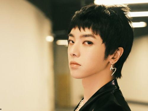 华晨宇吃瓜指南,揭秘娱乐圈的甜蜜与苦涩