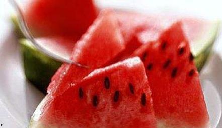 产妇月子可以吃瓜,月子期间产妇的瓜类饮食指南