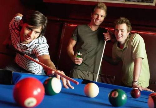 吃瓜台球剧情介绍,台球江湖的笑料与温情