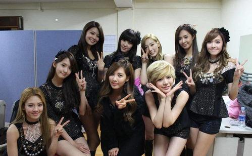 西城女孩吃瓜事件,揭秘网络舆论的狂欢与反思